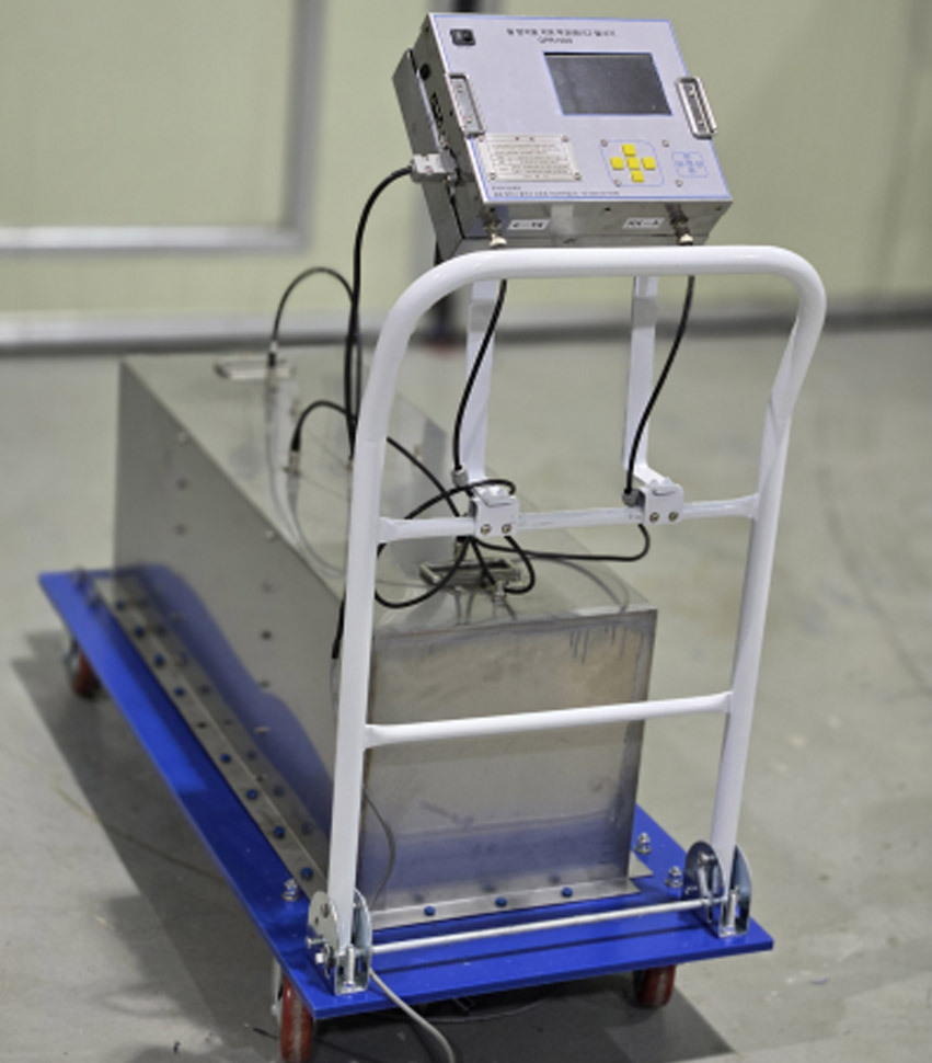 (주)모스텍유니버스